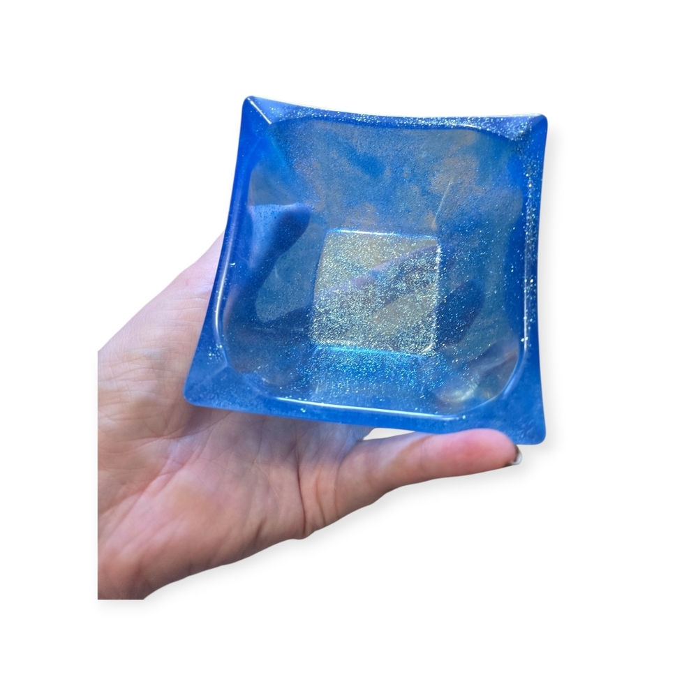 Blue Square Resin Dish Or Plant Holder. Hand Crafted R001 - Picture 4 of 4